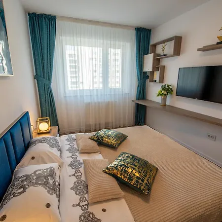 Coresi Vibe 207 Apartament *