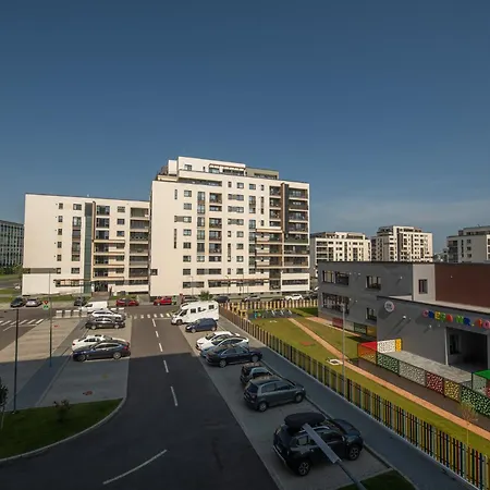 Apartament Coresi Vibe 207 *