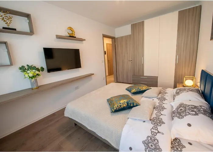 Coresi Vibe 207 Apartment